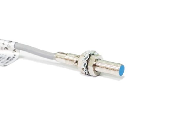 Sensor inductivo LM5-3001PA