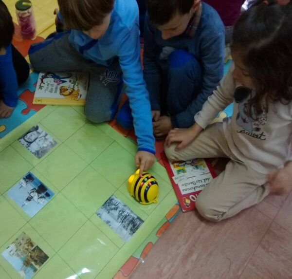 Bee-Bot Robot Programable - Image 2
